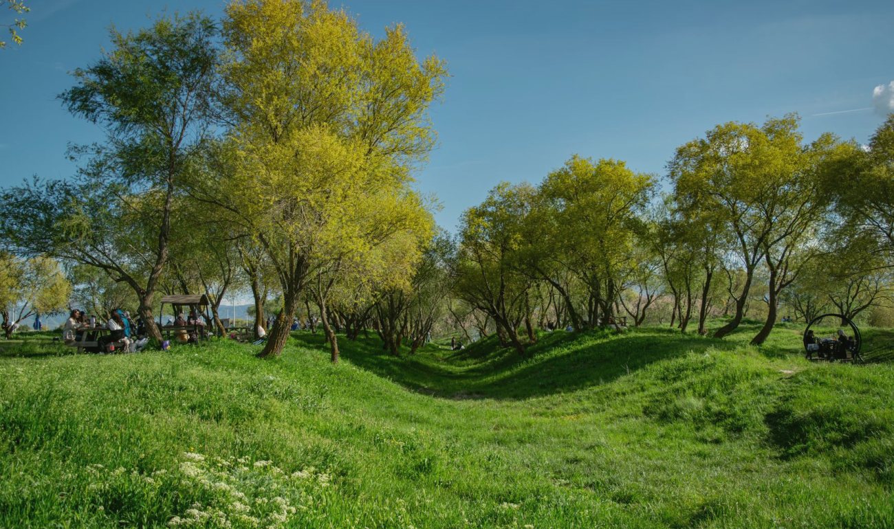 Plazas, parques y mercados para salir en primavera